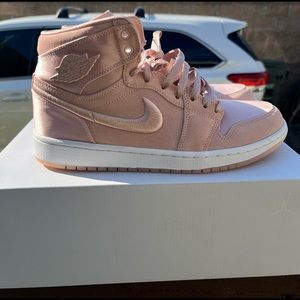 Authentic Womens Air Jordan 1 Retro High Sunset Tint